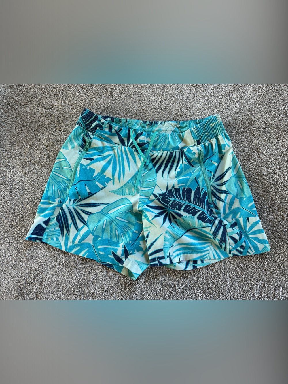 Women's PFG Tropical Leaf Athletic Shorts - Aqua Teal